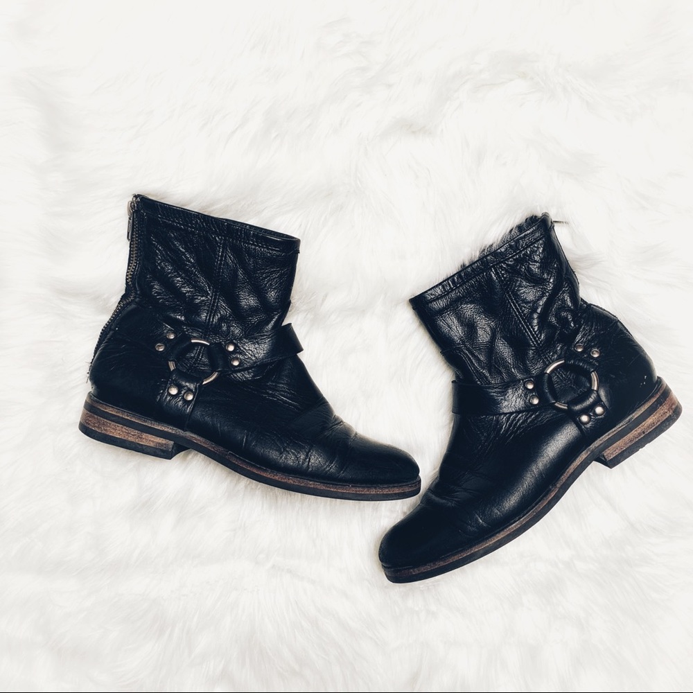 Frye Phillip Harness Short boots sz 7.5 bl…